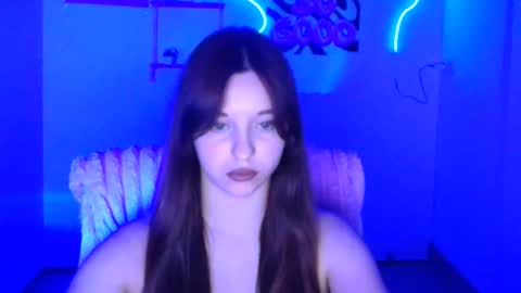 Mia online show from 12.03.25