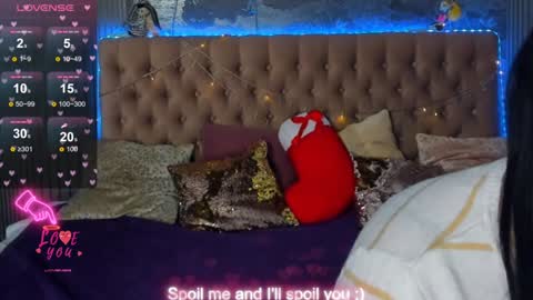 MissMillss online show from 01.16.25