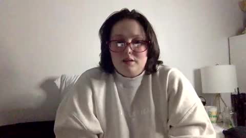 Snapshot of missmistressmal chatting on 04.24.26 missmistressmal online show from 04.24.26