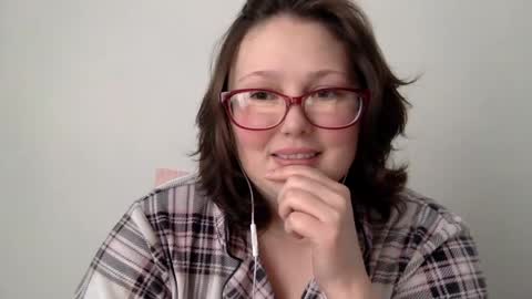 Snapshot of missmistressmal chatting on 05.31.26 missmistressmal online show from 05.31.26