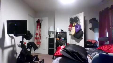 MissMona online show from 04.19.26