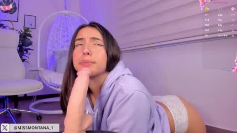 Snapshot of missmontana1 chatting on 03.06.25 Carla online show from 03.06.25