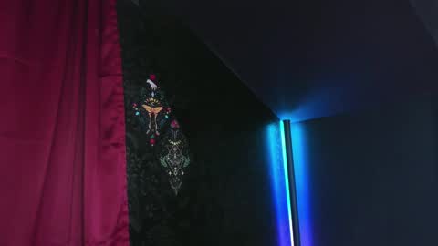 Snapshot of missnikkivill chatting on 03.07.25 Mistress Nikki Vill online show from 03.07.25