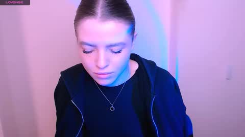 Olivia online show from 12.18.25