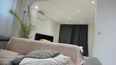 Jennifer  Johnny online show from 03.03.26