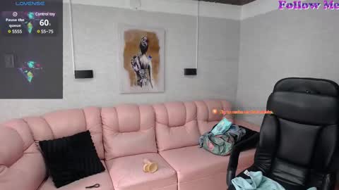 Penelope online show from 02.20.25