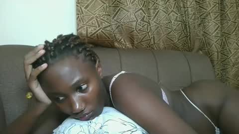 pretty gal online show from 11.11.25