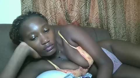 pretty gal online show from 11.15.25