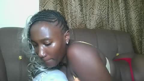 pretty gal online show from 11.20.25