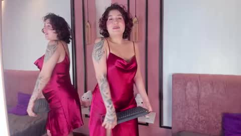 victoria  online show from 03.14.26