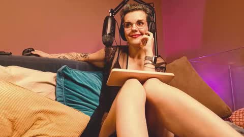 Tacodeluxe online show from 09.14.25