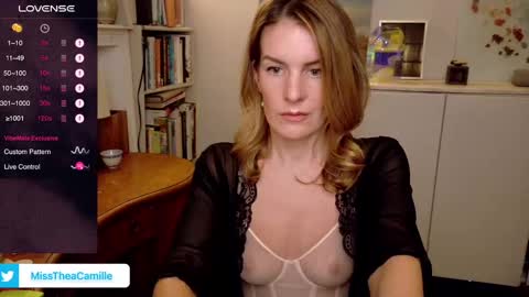 Snapshot of misstheacamille chatting on 01.19.25 MissThea online show from 01.19.25