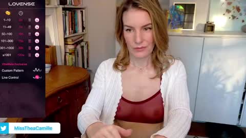 Snapshot of misstheacamille chatting on 01.20.25 MissThea online show from 01.20.25