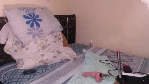 missthighsohmy online show from 11.19.25