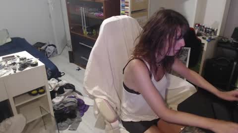 missthon online show from 04.21.26