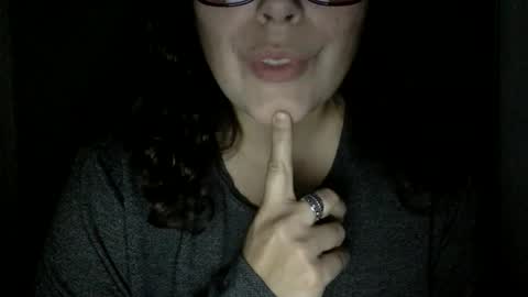 Snapshot of misstress_liz chatting on 11.13.25 misstress_liz online show from 11.13.25