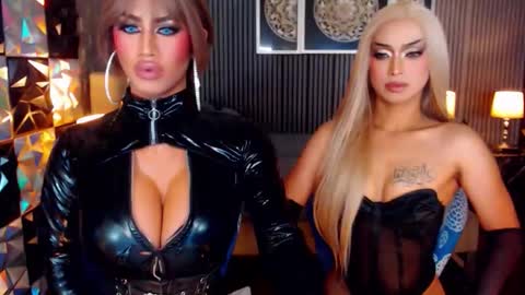 Snapshot of misstrishontop chatting on 03.02.26 misstrishontop online show from 03.02.26