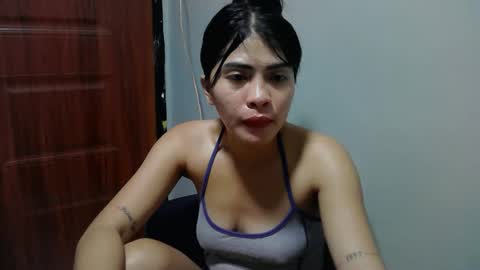 Snapshot of missunknownxoxo chatting on 05.20.26 sofia online show from 05.20.26