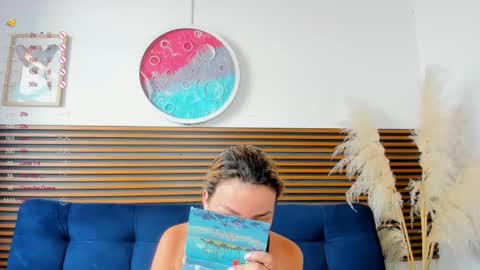 Snapshot of missvalery1 chatting on 01.13.25 missvalery1 online show from 01.13.25