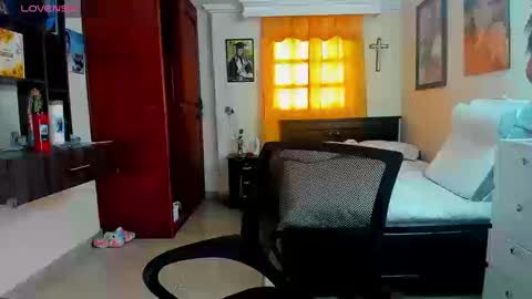 Snapshot of missvalery1 chatting on 09.09.25 missvalery1 online show from 09.09.25