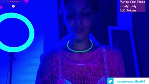 Snapshot of missveronicarati chatting on 02.15.26 Veronica Rati online show from 02.15.26