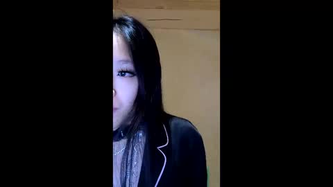 Snapshot of missversatile chatting on 05.16.26 Miss Versatile online show from 05.16.26