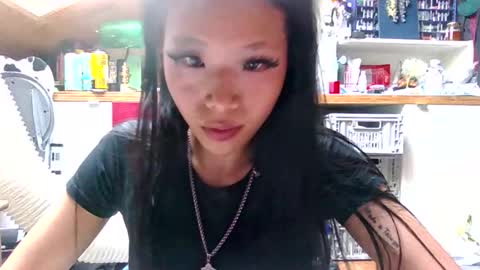 Snapshot of missversatile chatting on 06.02.26 Miss Versatile online show from 06.02.26