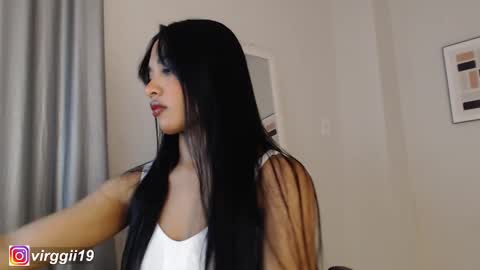 missvirggii online show from 10.13.25