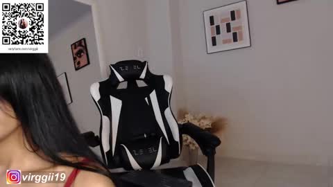 missvirggii online show from 12.18.25