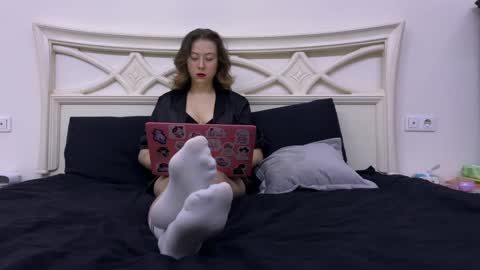 misswishh online show from 12.20.24