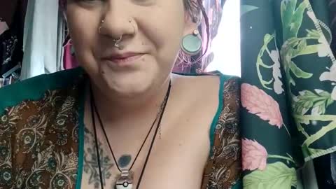 missxmoth444 online show from 11.19.25