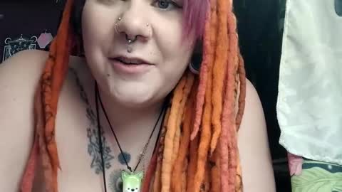 missxmoth444 online show from 11.30.25