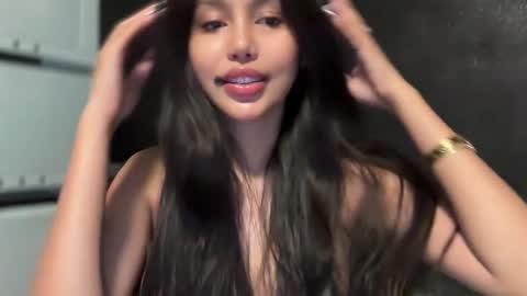 Snapshot of missxolga chatting on 02.06.25 Divine Olga online show from 02.06.25