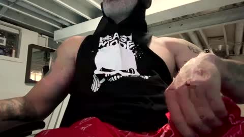 Snapshot of mister_bigg_dick chatting on 03.05.25 AJ online show from 03.05.25