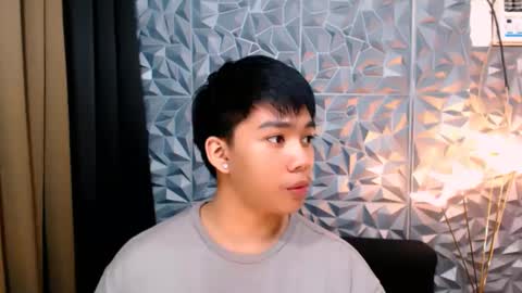 Snapshot of mister_officer chatting on 01.16.25 SAINT SACHI will make your day online show from 01.16.25