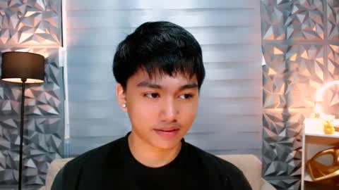 Snapshot of mister_officer chatting on 01.17.25 SAINT SACHI will make your day online show from 01.17.25