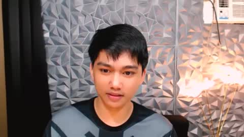 Snapshot of mister_officer chatting on 01.18.25 SAINT SACHI will make your day online show from 01.18.25