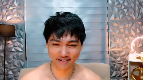 Snapshot of mister_officer chatting on 01.31.25 SAINT SACHI will make your day online show from 01.31.25