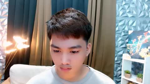 Snapshot of mister_officer chatting on 09.14.25 SAINT SACHI will make your day online show from 09.14.25