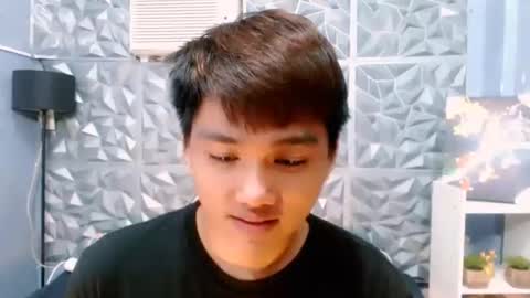 Snapshot of mister_officer chatting on 10.25.25 SAINT SACHI will make your day online show from 10.25.25