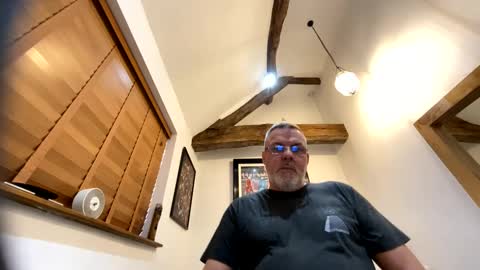 Snapshot of misterblivs chatting on 12.19.24 Misterblivs online show from 12.19.24