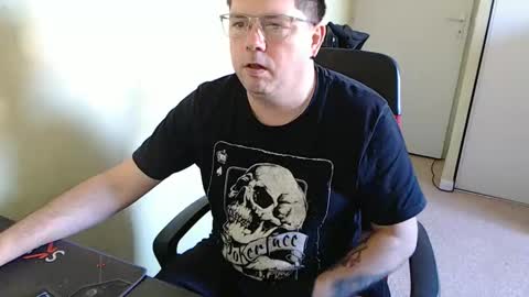 Snapshot of mistercoeur1 chatting on 02.02.25 mistercoeur online show from 02.02.25