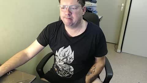 Snapshot of mistercoeur1 chatting on 02.05.25 mistercoeur online show from 02.05.25