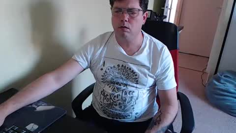 Snapshot of mistercoeur1 chatting on 02.20.25 mistercoeur online show from 02.20.25