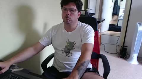 Snapshot of mistercoeur1 chatting on 09.13.25 mistercoeur online show from 09.13.25