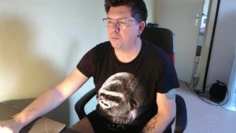 Snapshot of mistercoeur1 chatting on 10.08.25 mistercoeur online show from 10.08.25