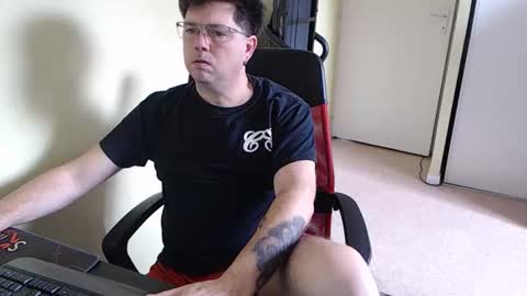 Snapshot of mistercoeur1 chatting on 02.01.26 mistercoeur online show from 02.01.26