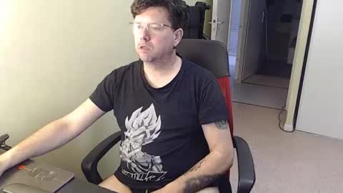 Snapshot of mistercoeur1 chatting on 02.14.26 mistercoeur online show from 02.14.26