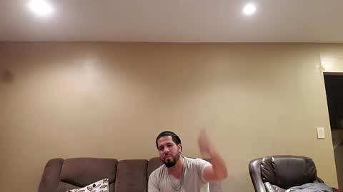 Snapshot of misterdyabloo chatting on 11.12.25 misterdyabloo online show from 11.12.25