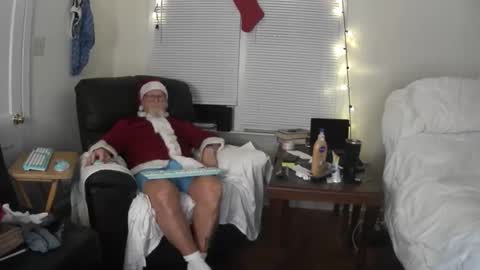 Mr. Loves online show from 12.23.25